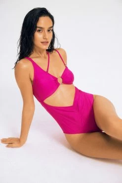 Solado Asymmetrical Neck Cut Out Solid One-piece Swimsuit 17 Solado Asymmetrical Neck Cut Out Solid One-piece Swimsuit -Solado Shop 2855102022052716311862908c5655af4 1800x1800