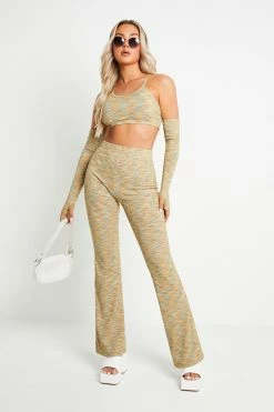 SOLADO Knitted Contrast Color Sleeveless Crop Top With Oversleeve -Solado Shop 2855102022070714442462c680c8e464c 1fef798c e837 42d0 b2f3 989222c20c65 1800x1800