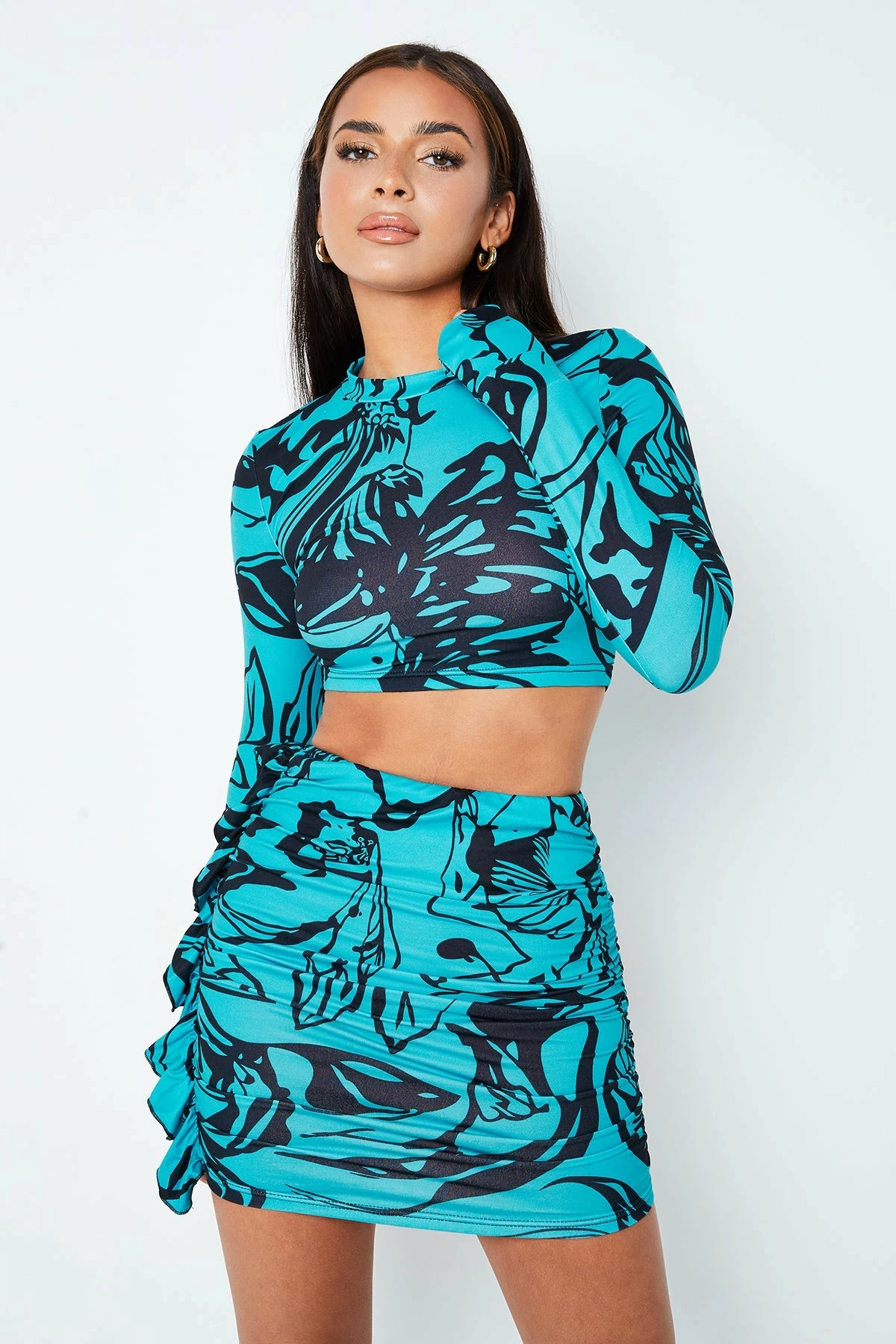 Solado Abstract Print Crop Top & Ruffle Trim Mini Skirt Set 2 Solado Abstract Print Crop Top & Ruffle Trim Mini Skirt Set - Image 2