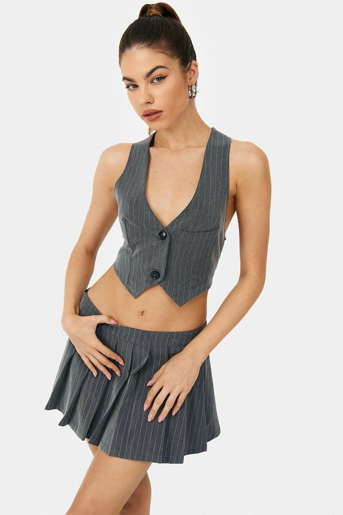 SOLADO Plunging Neck Button Front Stripe Print Vest 4 SOLADO Plunging Neck Button Front Stripe Print Vest - Image 4