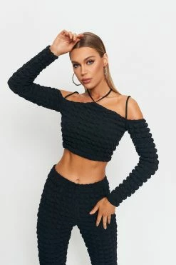 Alternative view of SOLADO Halter Neck Cold Shoulder Bubble Textured Crop Top