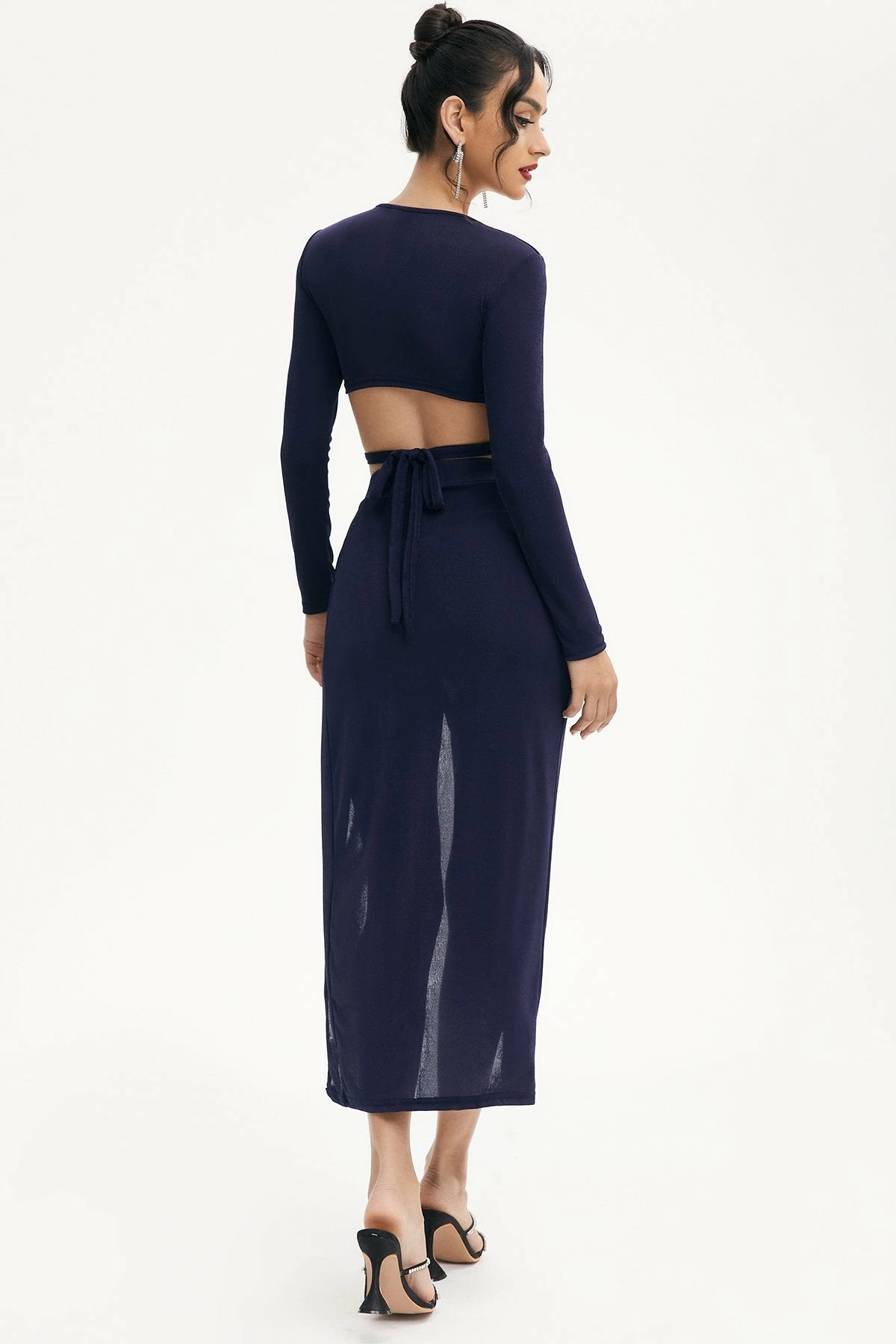 Solado O-Ring Front Cut Out Crop Top & Split Hem Skirt Set 2 Solado O-Ring Front Cut Out Crop Top & Split Hem Skirt Set - Image 2