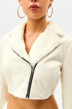 SOLADO Zipper Front Fluffy Splicing Long Sleeve Crop Coat -Solado Shop jpeg 10a23d45 d84c 4d37 b905 9a74e96f1918 1800x1800