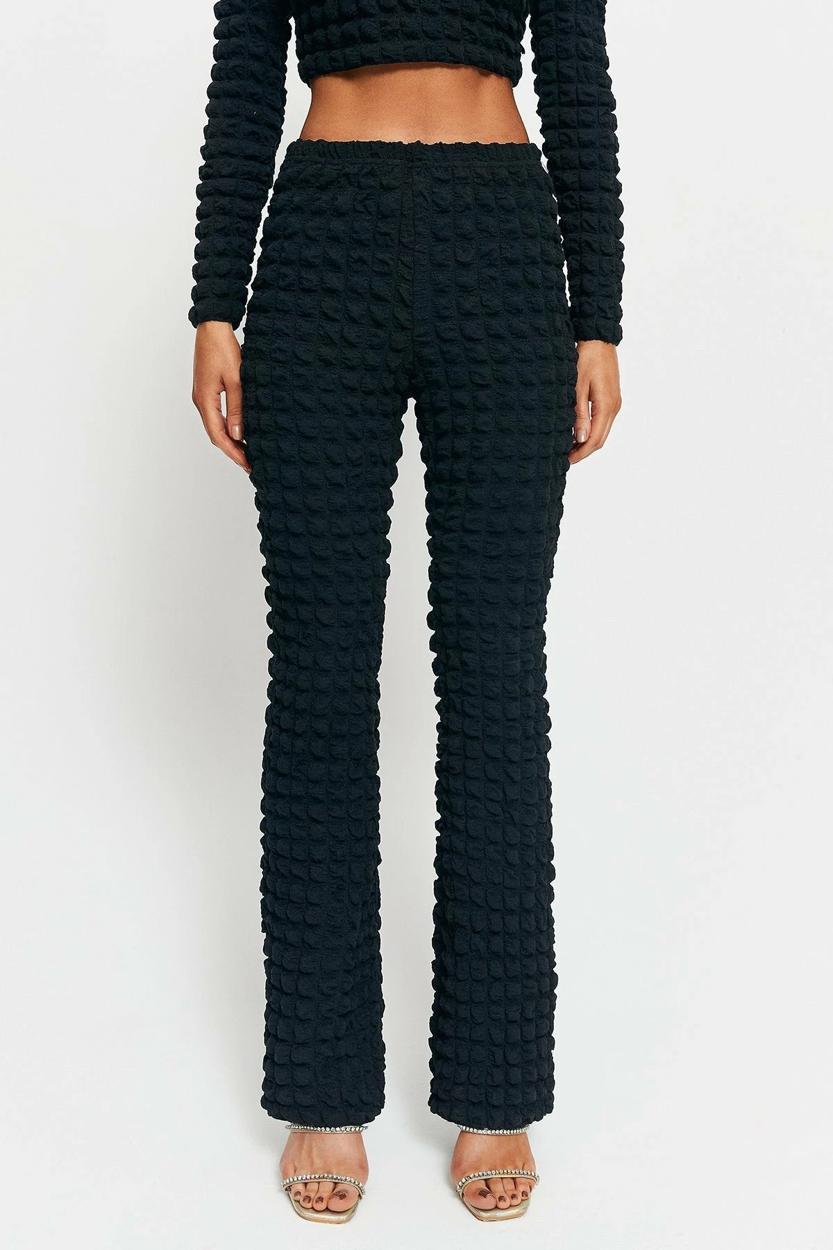 SOLADO Low Waist Bubble Textured Flared Pants 6 SOLADO Low Waist Bubble Textured Flared Pants - Image 6