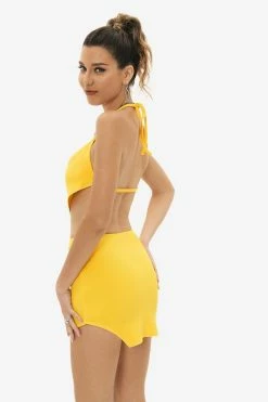 Alternative view of Solado Backless Crop Top & Asymmetrical Hem Skirt Set