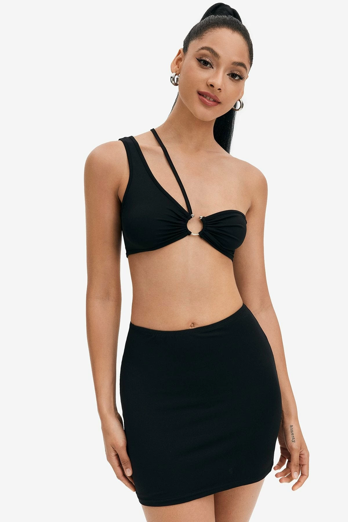 Solado One Shoulder Crop Top & Solid Skirt Set 3 Solado One Shoulder Crop Top & Solid Skirt Set - Image 3