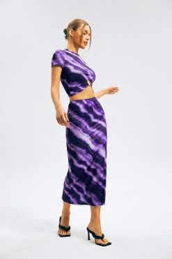 Alternative view of Solado Tie Dye Short Sleeve Top & Side Split Midi Skirt Set
