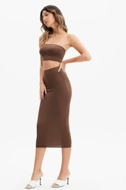 Solado Solid Crop Top & Bodycon Skirt Set 16 Solado Solid Crop Top & Bodycon Skirt Set -Solado Shop jpeg 38d8a527 f381 489b b7dd afc5c8938c23 1800x1800