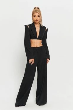 SOLADO Plunging Neck Cut Out Cold Shoulder Long Sleeve Top 9 SOLADO Plunging Neck Cut Out Cold Shoulder Long Sleeve Top -Solado Shop jpeg 3ea272a3 af5b 4cf3 a5ba 3a6d010d2f9f 1800x1800