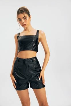 Solado Zip Backless Tank Top & PU Leather Shorts Set -Solado Shop jpeg 456f1bc4 88d0 4052 94a4 8c6c78dcb7a1 1800x1800