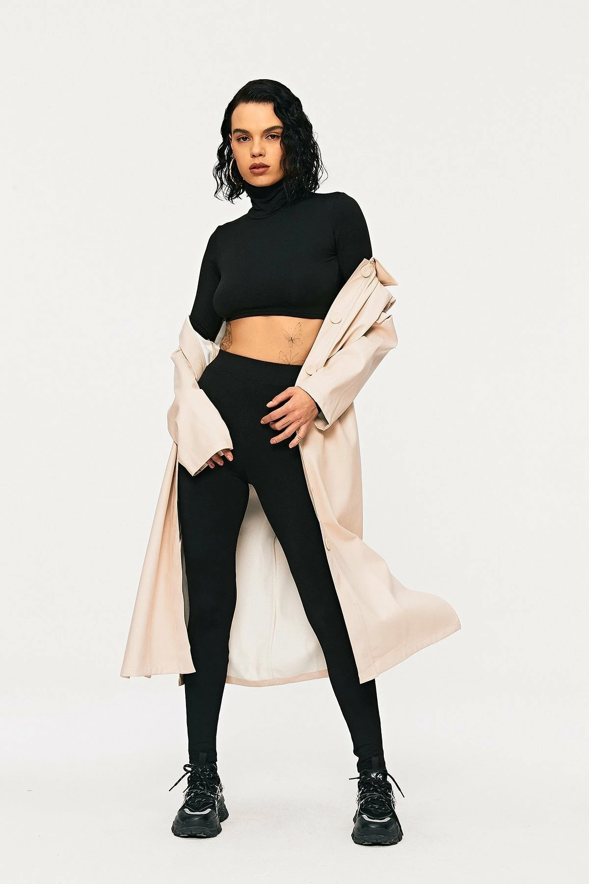 Solado High Neck Long Sleeve Crop Top & High Waist Pants Set 2 Solado High Neck Long Sleeve Crop Top & High Waist Pants Set - Image 2