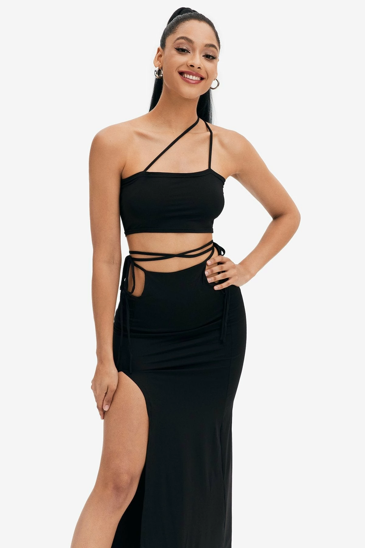 Solado Asymmetrical Neck Backless Crop Top & Split Hem Skirt Set 4 Solado Asymmetrical Neck Backless Crop Top & Split Hem Skirt Set - Image 4