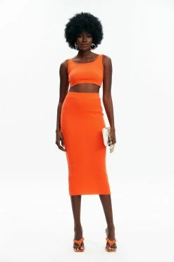 Solado Knitted Backless Top & Solid Skirt Set -Solado Shop jpeg 512a80b4 c9b1 405c 919d 71e0692f2651 1800x1800