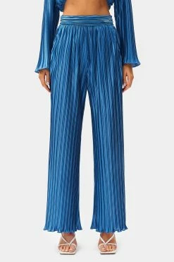 SOLADO High Waist Dual Pocket Pleat Wide Leg Pants 12 SOLADO High Waist Dual Pocket Pleat Wide Leg Pants -Solado Shop jpeg 52233856 7208 48f2 ad3a 530a3d8370d9 1800x1800