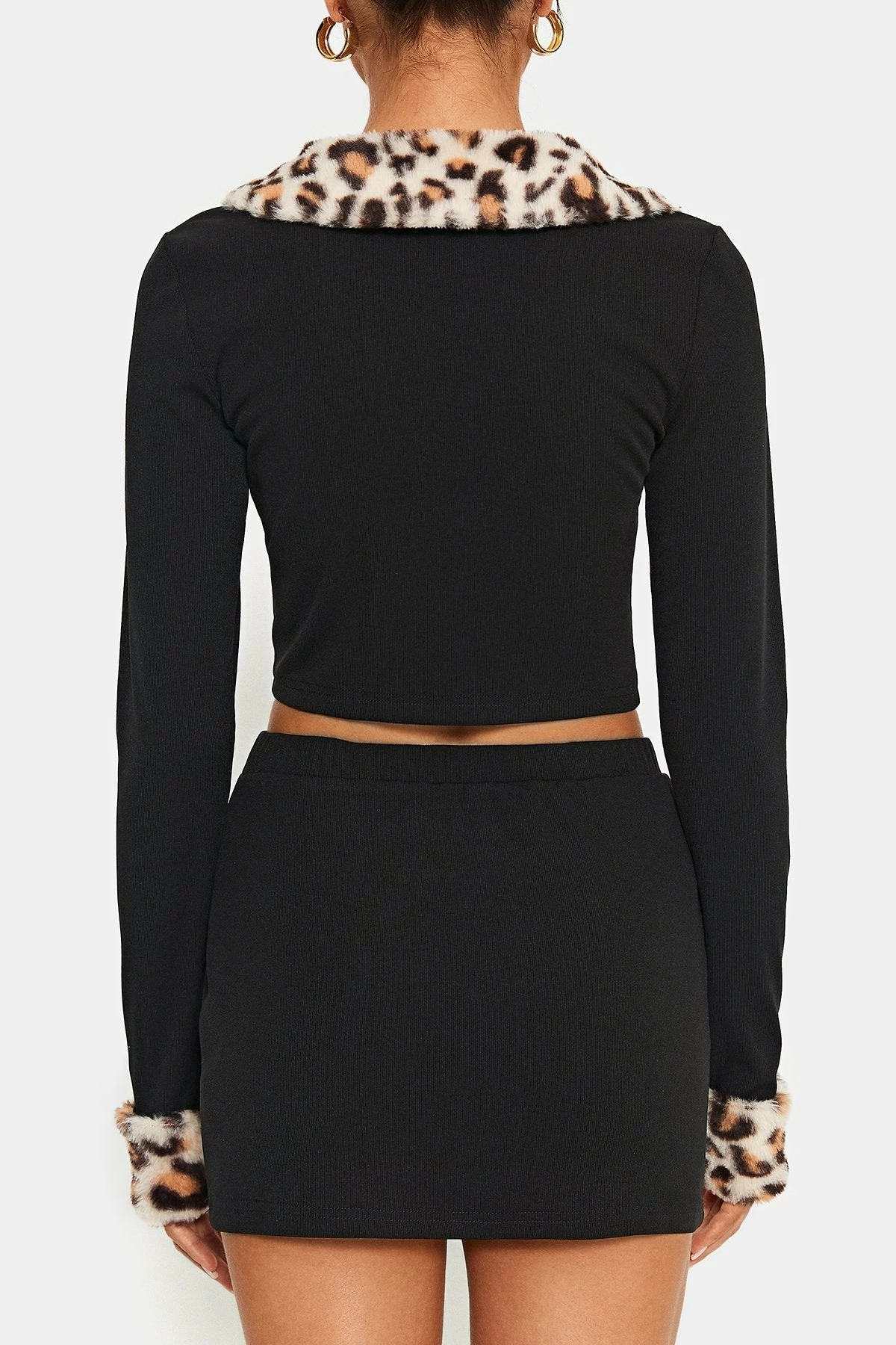 SOLADO Leopard Print Fluffy Crop Top & Ribbed Skirt Set 7 SOLADO Leopard Print Fluffy Crop Top & Ribbed Skirt Set - Image 7
