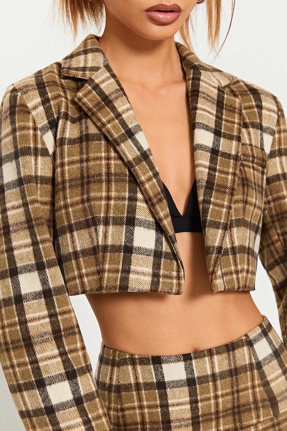 SOLADO Lapel Neck Check Print Long Sleeve Crop Blazer 5 SOLADO Lapel Neck Check Print Long Sleeve Crop Blazer - Image 5