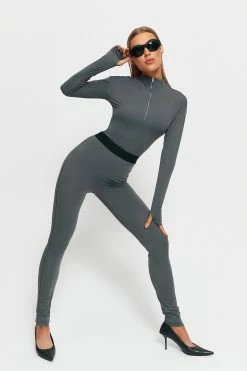 SOLADO High Waist Colorblock Trim Bodycon Skinny Pants 10 SOLADO High Waist Colorblock Trim Bodycon Skinny Pants -Solado Shop jpeg 6834e270 f1f3 45e9 8c90 608f7d83e155 1800x1800