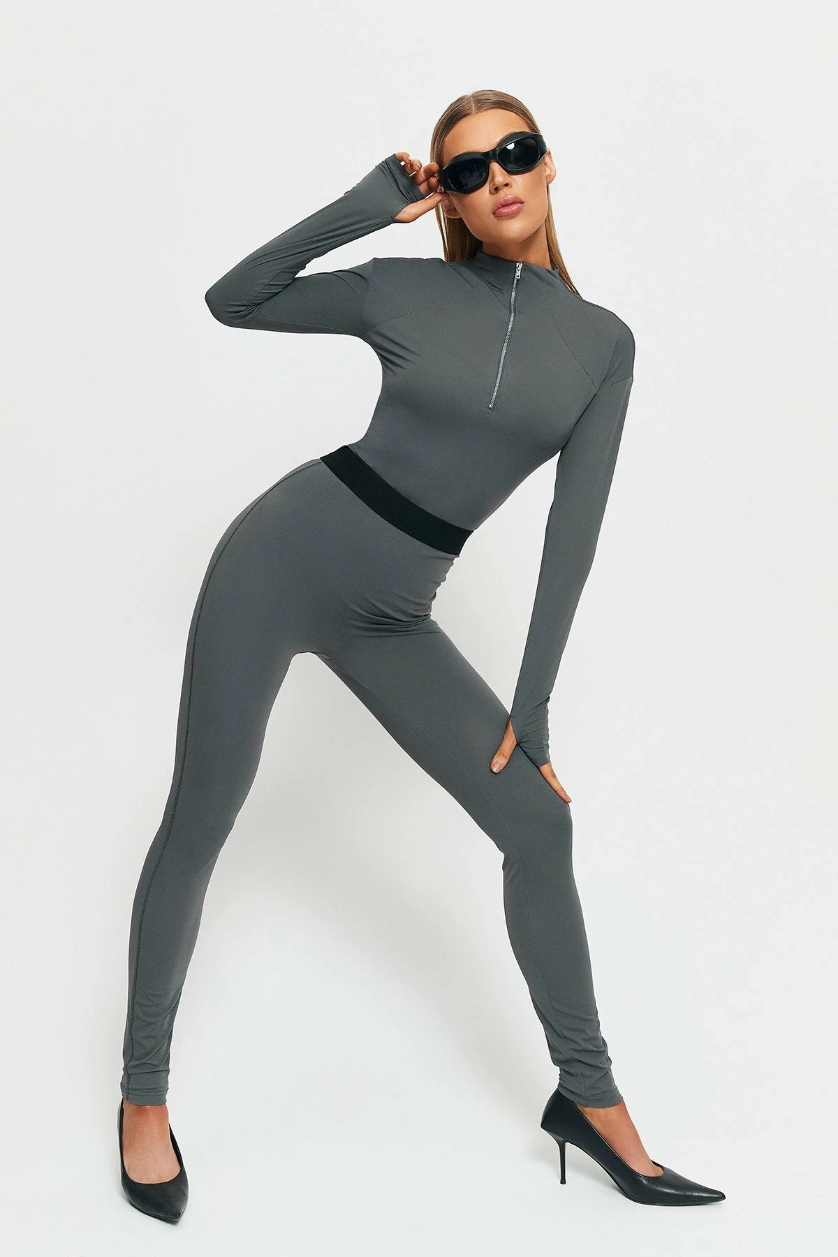 SOLADO High Waist Colorblock Trim Bodycon Skinny Pants 4 SOLADO High Waist Colorblock Trim Bodycon Skinny Pants - Image 4