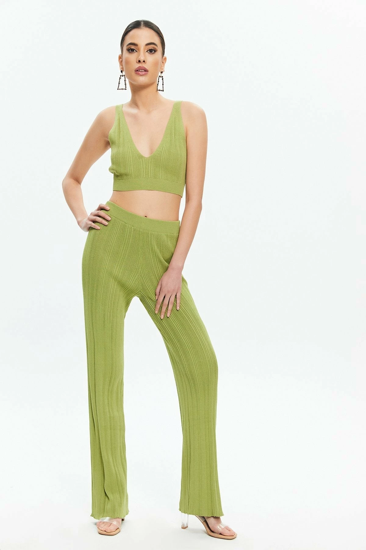 Solado Knitted Sleeveless Top & Wide Leg Solid Pant Set 1 Solado Knitted Sleeveless Top & Wide Leg Solid Pant Set