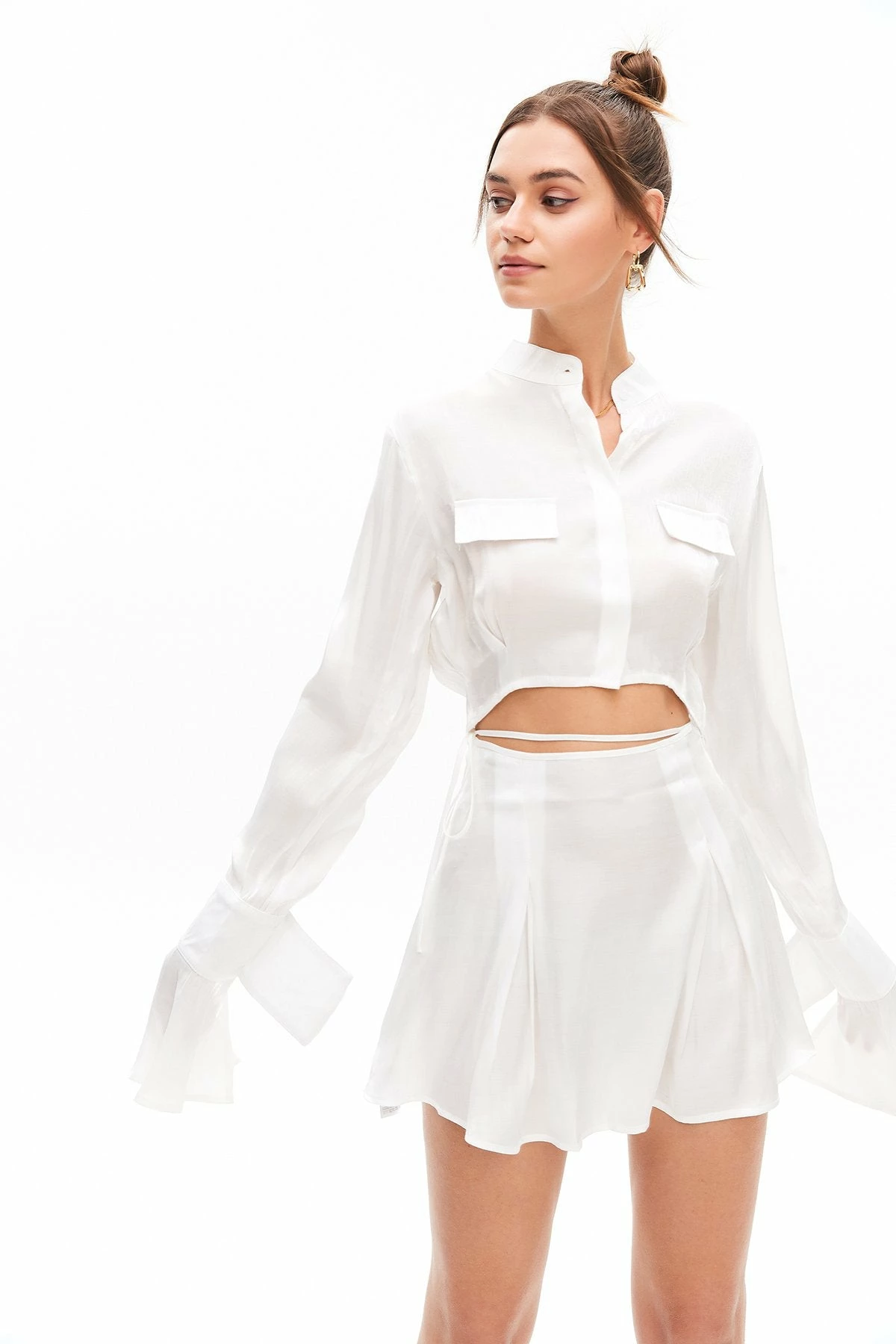 Solado Flared Sleeve Crop Top & Solid Pleated Skirt Set 1 Solado Flared Sleeve Crop Top & Solid Pleated Skirt Set