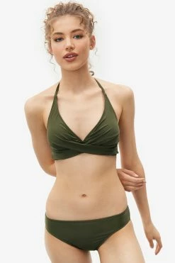 Solado Solid Halter Neck Backless Bikini Swimsuit 7 Solado Solid Halter Neck Backless Bikini Swimsuit -Solado Shop jpeg 73495fd8 5f4c 426e 8831 e98bde2c9745 1800x1800