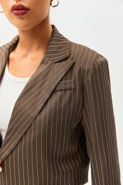 SOLADO Lapel Neck Stripe Print Long Sleeve Crop Blazer 13 SOLADO Lapel Neck Stripe Print Long Sleeve Crop Blazer -Solado Shop jpeg 78470d35 1790 4d2c a9f4 bb50b8e7d0e9 1800x1800
