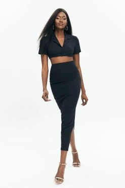 Solado Lapel Neck Crop Top & Split Hem Skirt Set -Solado Shop jpeg 7bdd35d9 f65c 4f4c b136 15a06fda51b5 1800x1800