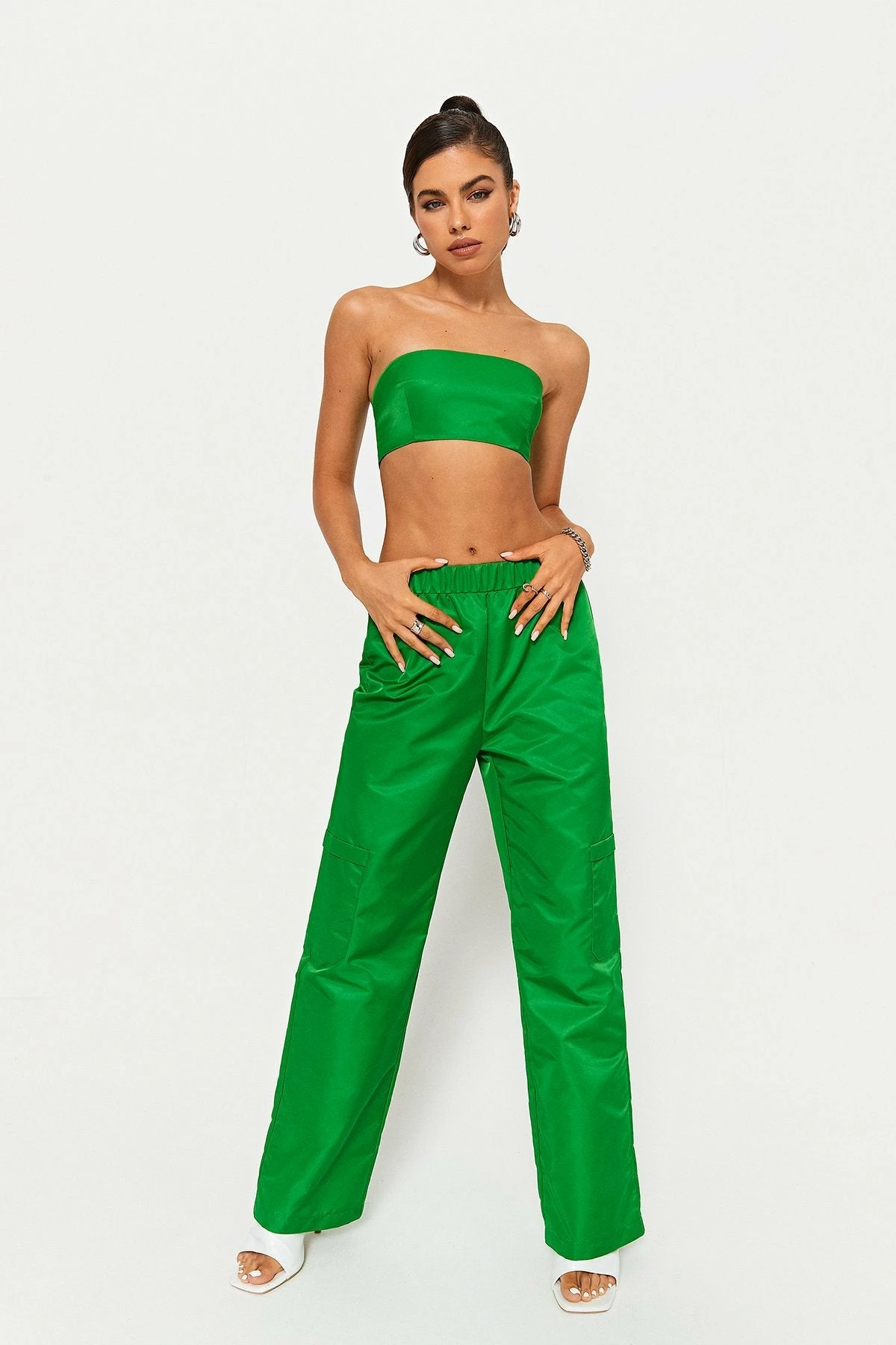 SOLADO Solid Tube Crop Top & Low Waist Cargo Pants Set 1 SOLADO Solid Tube Crop Top & Low Waist Cargo Pants Set