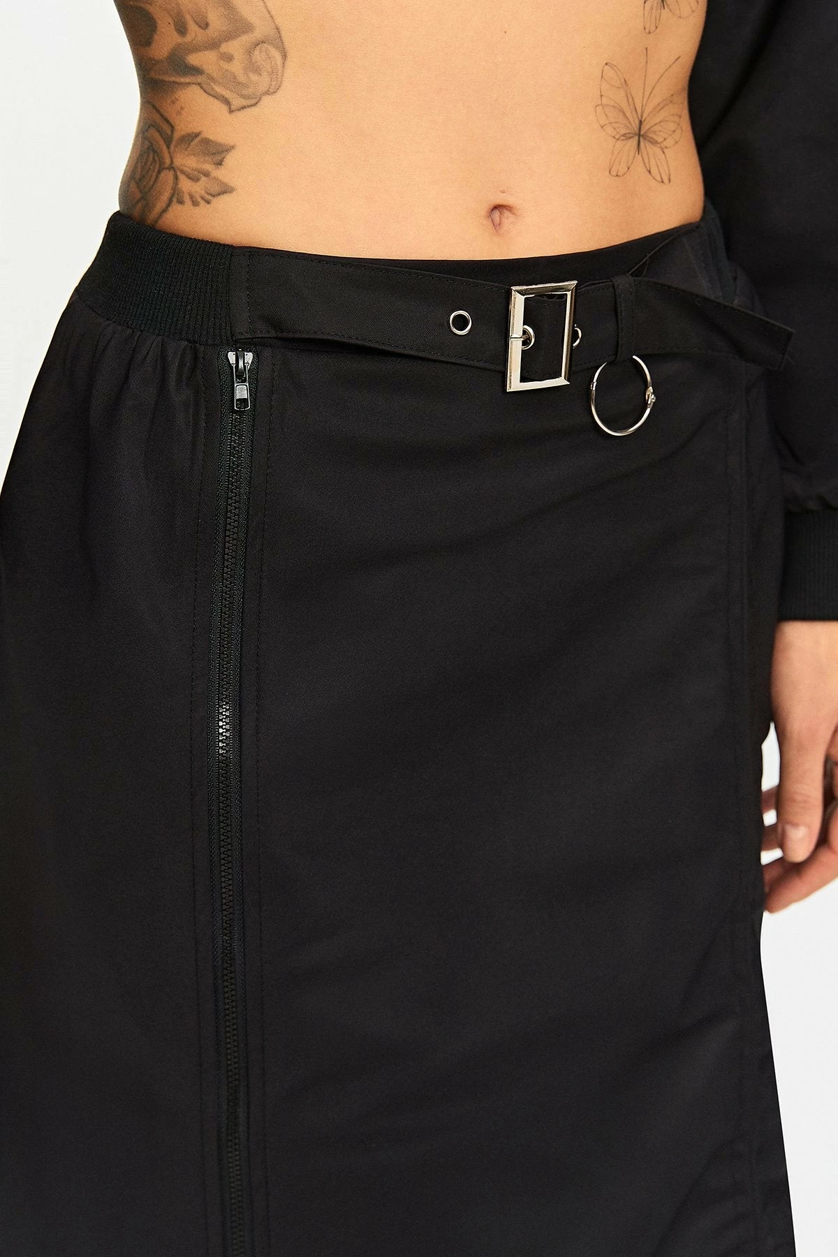 Solado Low Waist Drawstring Ruched Split Hem Mini Skirt With Belt 5 Solado Low Waist Drawstring Ruched Split Hem Mini Skirt With Belt - Image 5