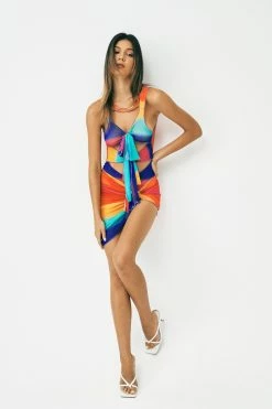Alternative view of Solado Abstract Print Cut Out Crop Top & Twist Front Skirt Set