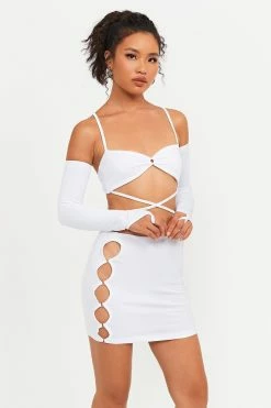 Solado Cross Tie Backless Crop Top & Cut Out Skirt Set With Oversleeve