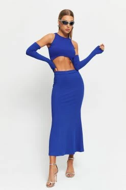 SOLADO Ribbed Asymmetrical Hem Crop Top With Oversleeve 11 SOLADO Ribbed Asymmetrical Hem Crop Top With Oversleeve -Solado Shop jpeg 8bf52358 c1ef 431c 90e2 311f856364b3 1800x1800