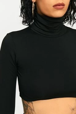 Solado High Neck Long Sleeve Crop Top & High Waist Pants Set 9 Solado High Neck Long Sleeve Crop Top & High Waist Pants Set -Solado Shop jpeg 98986983 e9d7 4917 8300 b39a1268fa9b 1800x1800