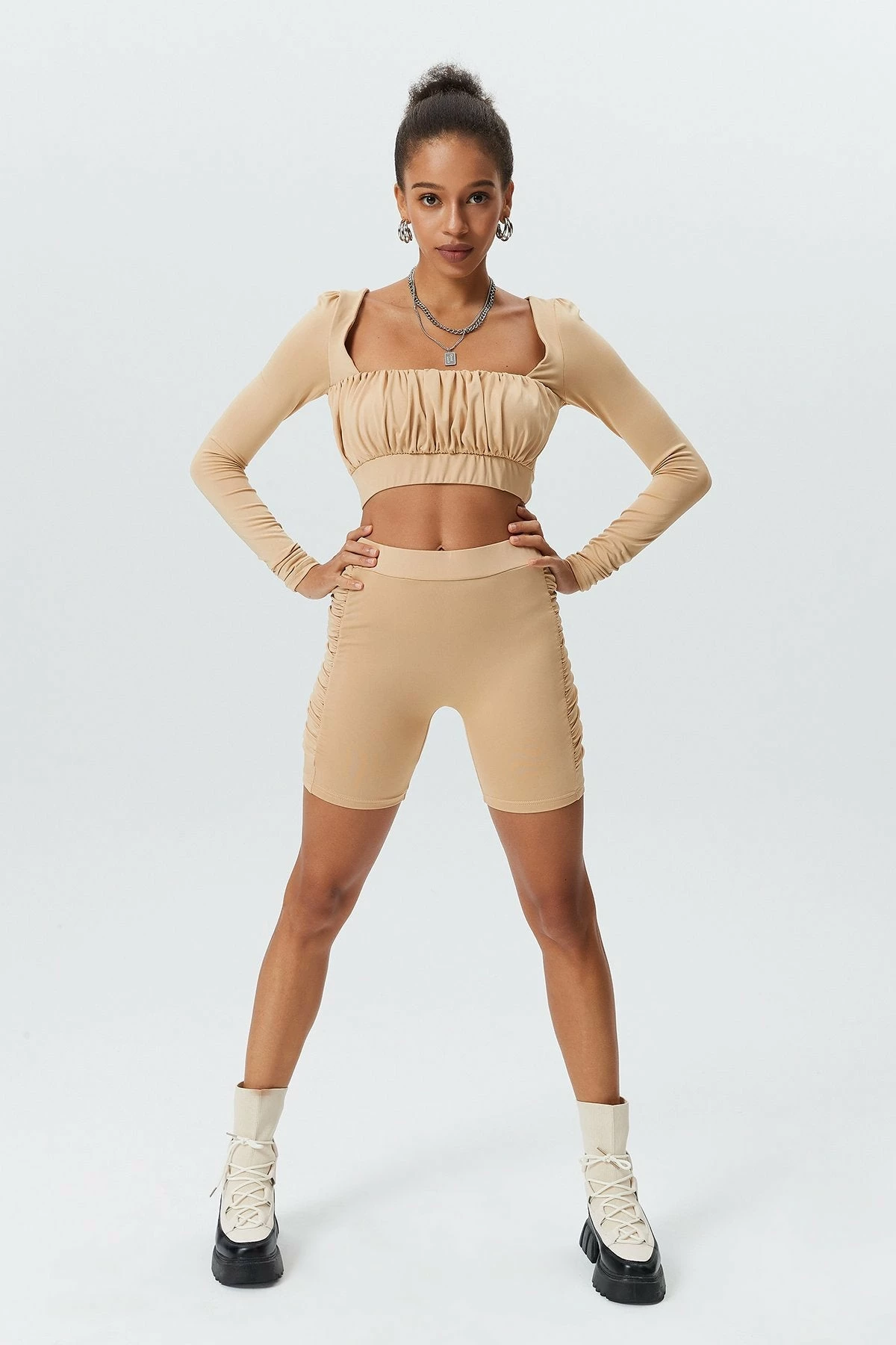 Solado Square Neck Ruched Crop Top & Shorts Set 8 Solado Square Neck Ruched Crop Top & Shorts Set - Image 8