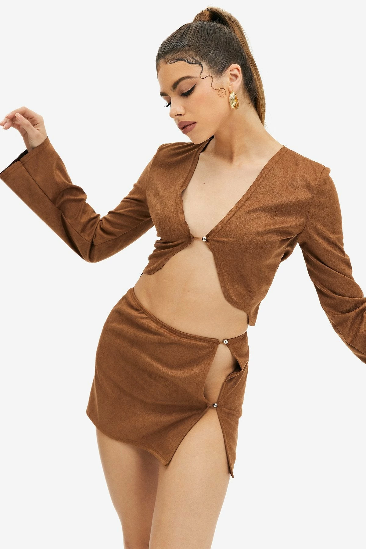 Solado Plunging Neck Asymmetric Hem Crop Top & Cut Out Skirt Set 3 Solado Plunging Neck Asymmetric Hem Crop Top & Cut Out Skirt Set - Image 3