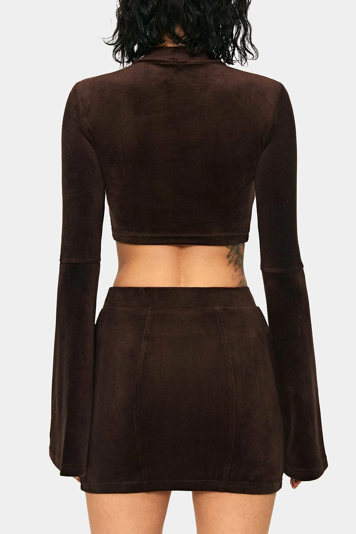 SOLADO Velvet Mock Neck Flared Sleeve Crop Top 7 SOLADO Velvet Mock Neck Flared Sleeve Crop Top - Image 7