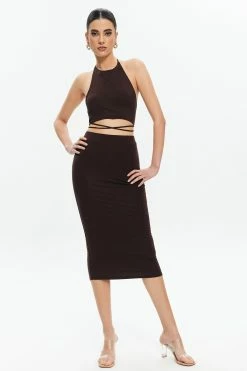 Solado Halter Neck Backless Crop Top & From-Fitting Solid Skirt Set