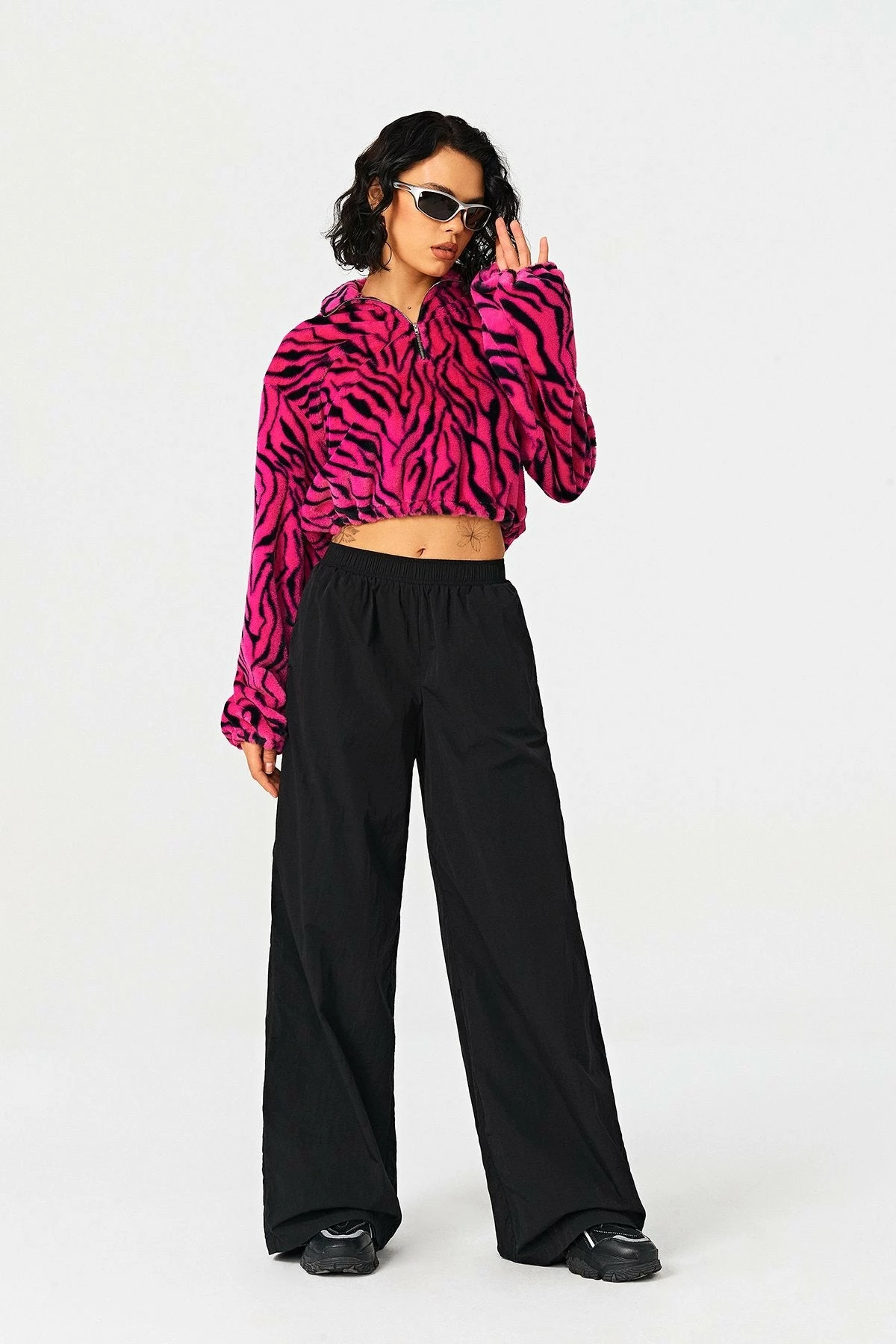 SOLADO High Waist Dual Pocket Solid Wide Leg Pants 4 SOLADO High Waist Dual Pocket Solid Wide Leg Pants - Image 4