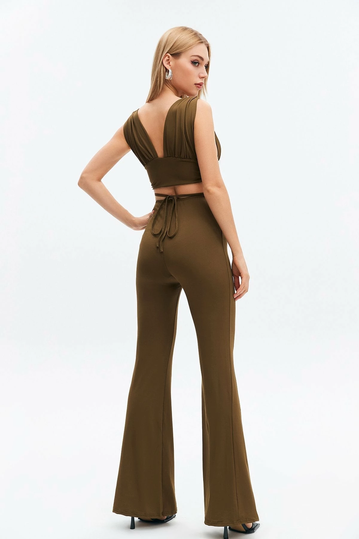 Solado Plunging Neck Crop Top & Cut Out Flare Pants Set 2 Solado Plunging Neck Crop Top & Cut Out Flare Pants Set - Image 2
