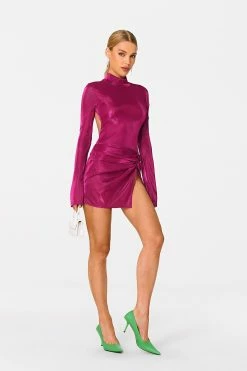 SOLADO Open Back Long Sleeve Bodysuit & Split Hem Skirt Set 11 SOLADO Open Back Long Sleeve Bodysuit & Split Hem Skirt Set -Solado Shop jpeg c36dfea2 c131 4bde a2b7 0f460438e8b1 1800x1800