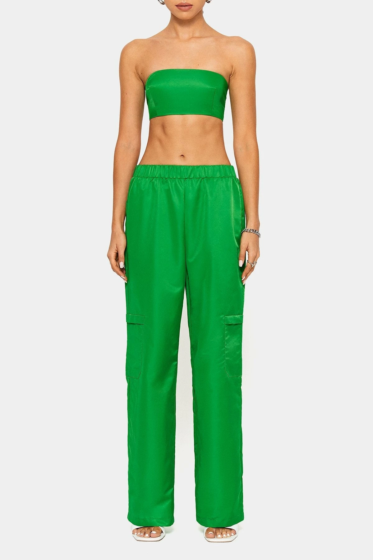 SOLADO Solid Tube Crop Top & Low Waist Cargo Pants Set 6 SOLADO Solid Tube Crop Top & Low Waist Cargo Pants Set - Image 6