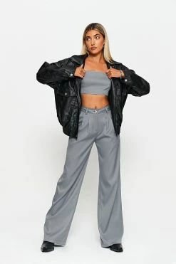 SOLADO Basic Square Neck Tank Top & Draped Pants Set 10 SOLADO Basic Square Neck Tank Top & Draped Pants Set -Solado Shop jpeg c459a668 32bd 4421 a800 75bc730c311b 1800x1800