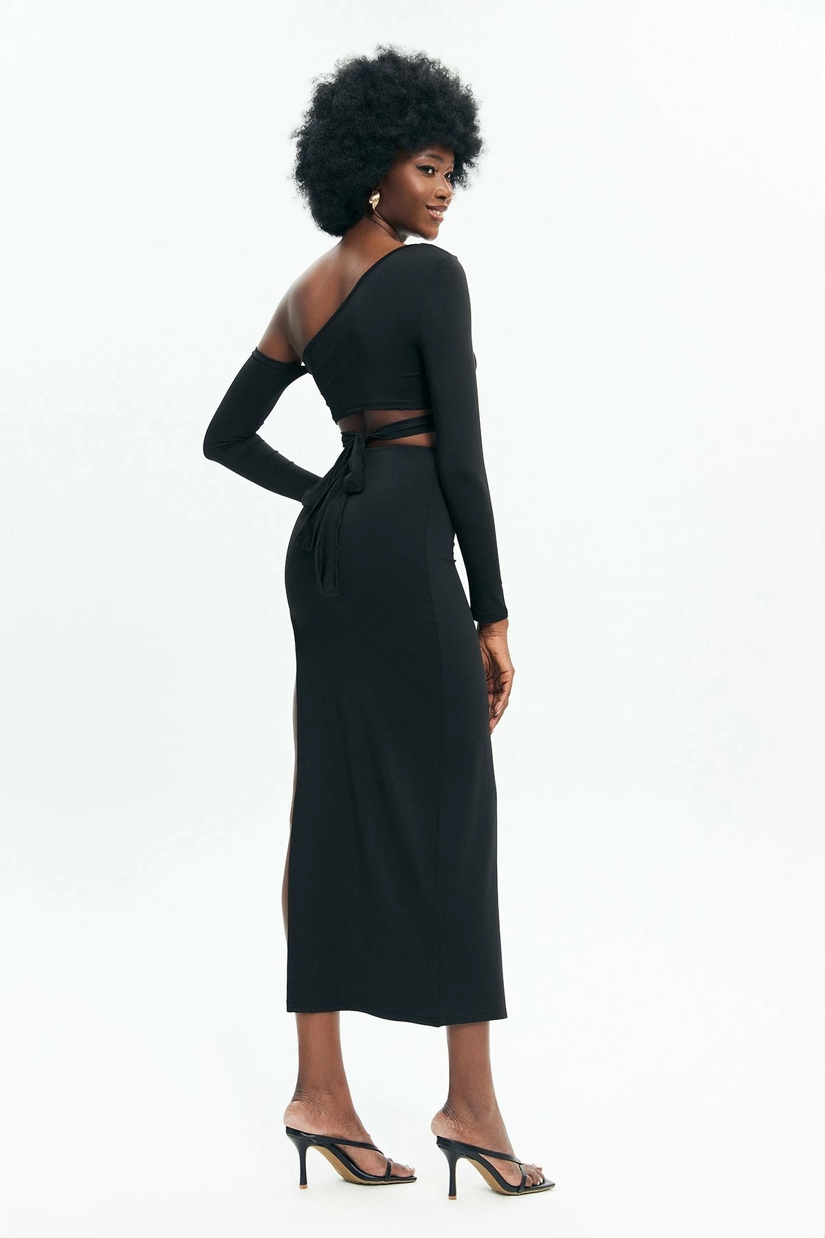 Solado Cut Out Tie Back Crop Top & High Split Hem Skirt Set 2 Solado Cut Out Tie Back Crop Top & High Split Hem Skirt Set - Image 2