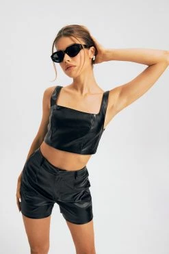 Solado Zip Backless Tank Top & PU Leather Shorts Set