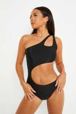 Solado One Shoulder Cut Out Solid One-piece Swimsuit 8 Solado One Shoulder Cut Out Solid One-piece Swimsuit -Solado Shop jpeg d68e16c0 766a 4e6d b406 fa9a9e07f78d 1800x1800