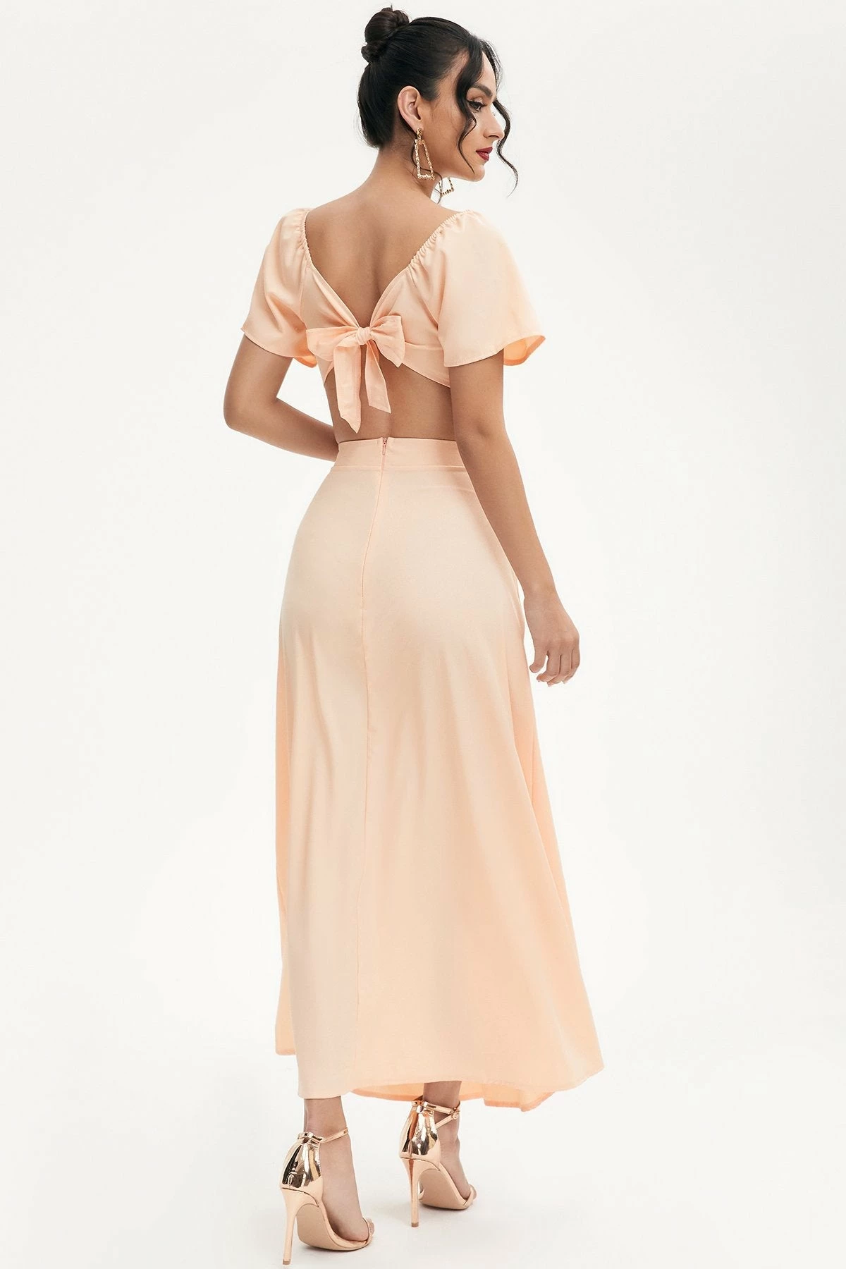 Solado Tie Detail Short Sleeve Crop Top & Split Hem Skirt Set 7 Solado Tie Detail Short Sleeve Crop Top & Split Hem Skirt Set - Image 7