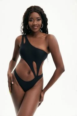 Solado One Shoulder Cut Out Backless One-piece Swimsuit