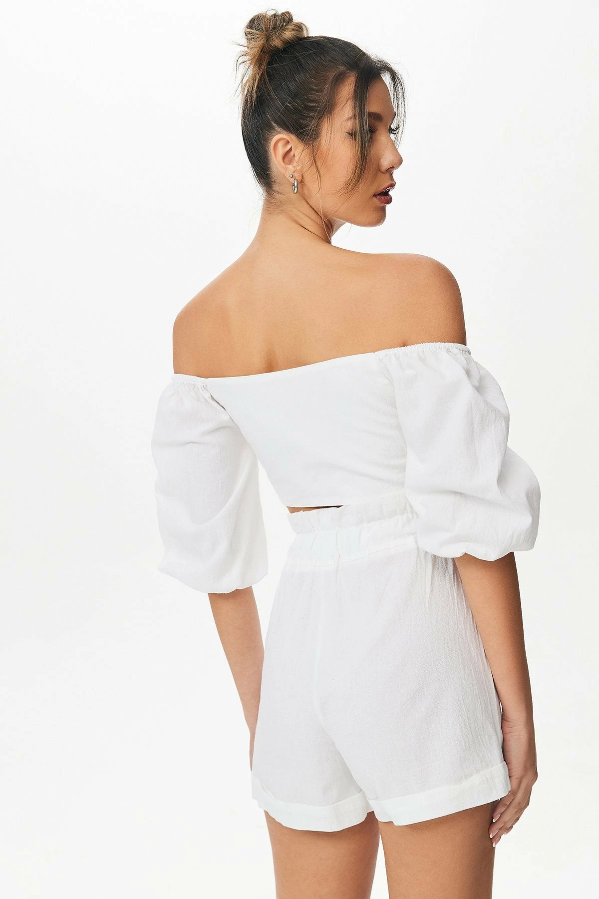 Solado Off Shoulder Crop Top & Paperbag Waist Short Set 2 Solado Off Shoulder Crop Top & Paperbag Waist Short Set - Image 2