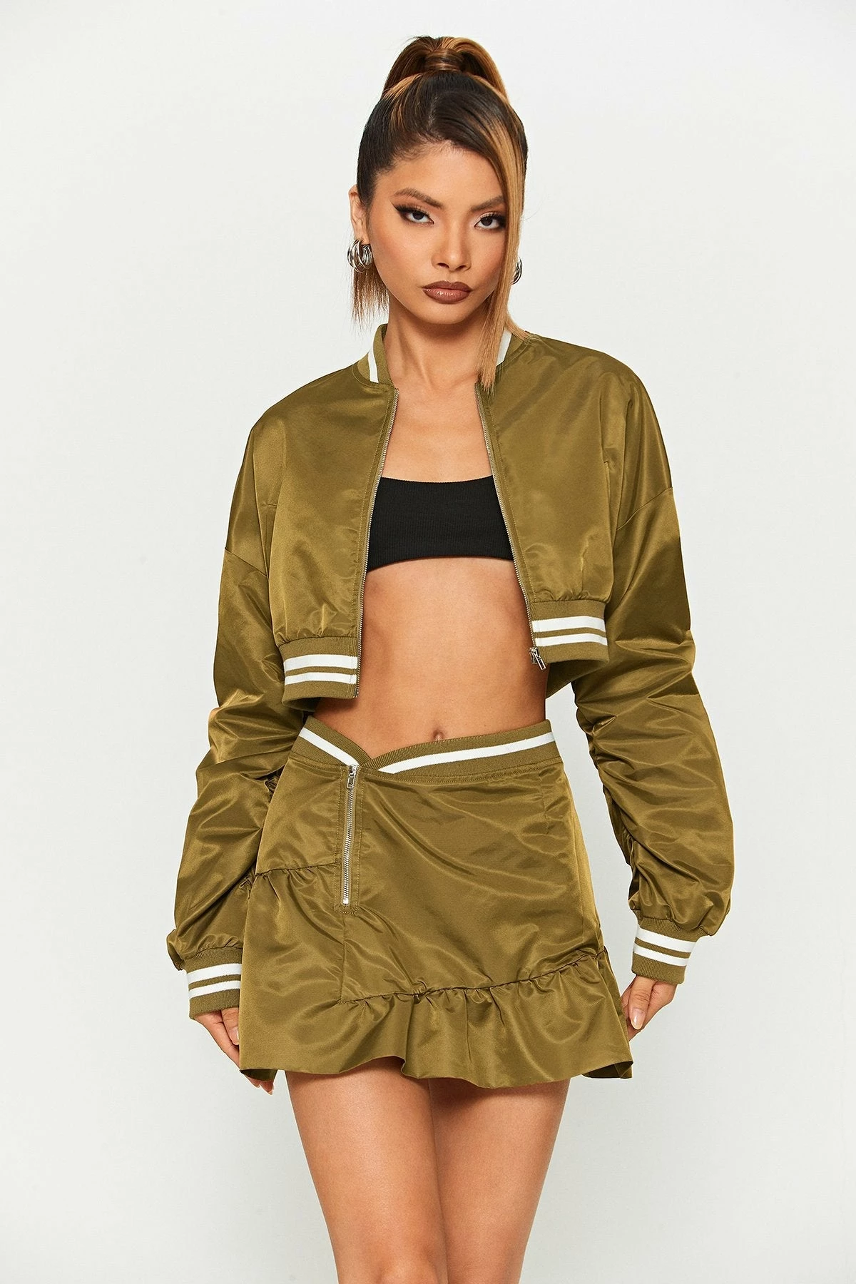 SOLADO Colorblock Trim Crop Coat & Zipper Side Ruffle Skirt Set 3 SOLADO Colorblock Trim Crop Coat & Zipper Side Ruffle Skirt Set - Image 3