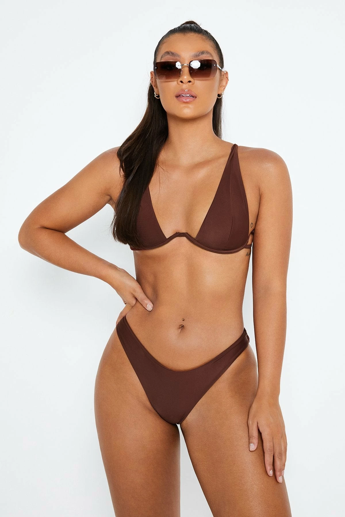Solado Back Close Solid Underwire Bikini Swimsuit 3 Solado Back Close Solid Underwire Bikini Swimsuit - Image 3
